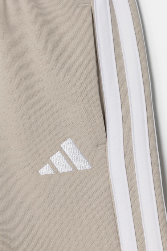 adidas szorty dziecięce beżowy JN8000