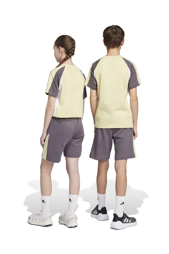 adidas pantaloni scurți JD4590 gri SS25