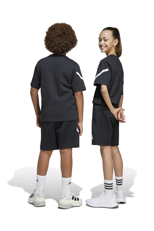 Дитячі шорти adidas JD0010 чорний
