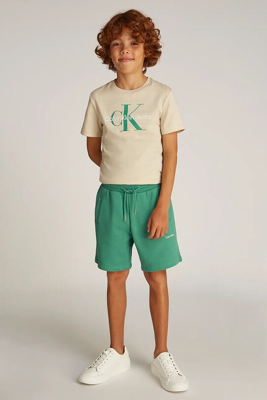 Детски памучен къс панталон Calvin Klein Jeans IU0IU00703.128.176.PPYA
