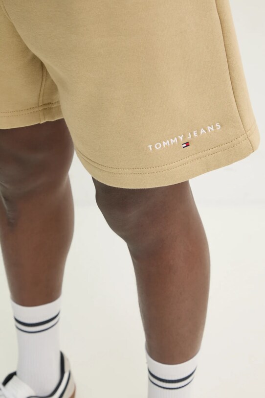 Σορτς Tommy Jeans μπεζ DM0DM20637