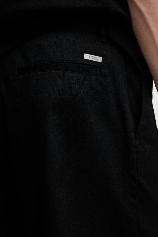 Bombažne kratke hlače Armani Exchange črna XM001277.AF13171