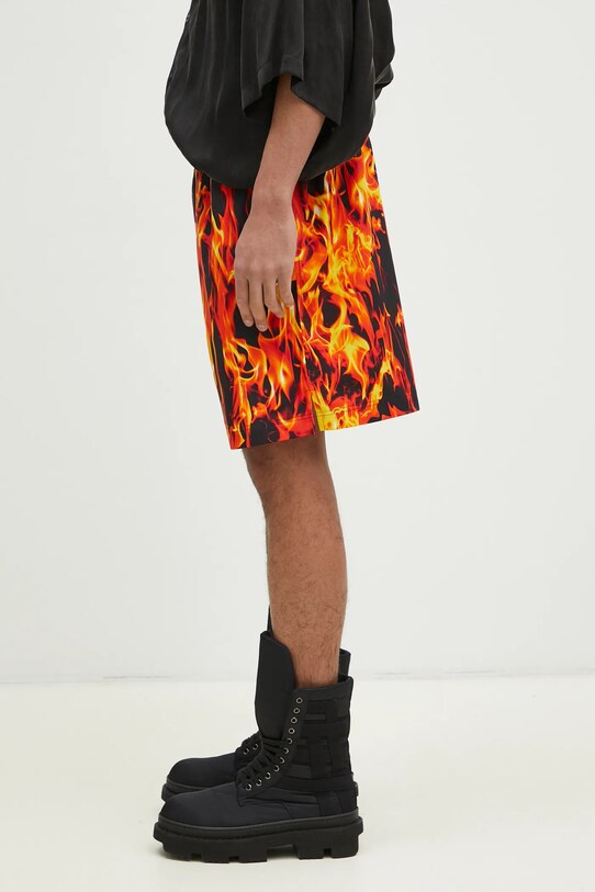 VETEMENTS cotton shorts Fire UA66SS400X black SS25