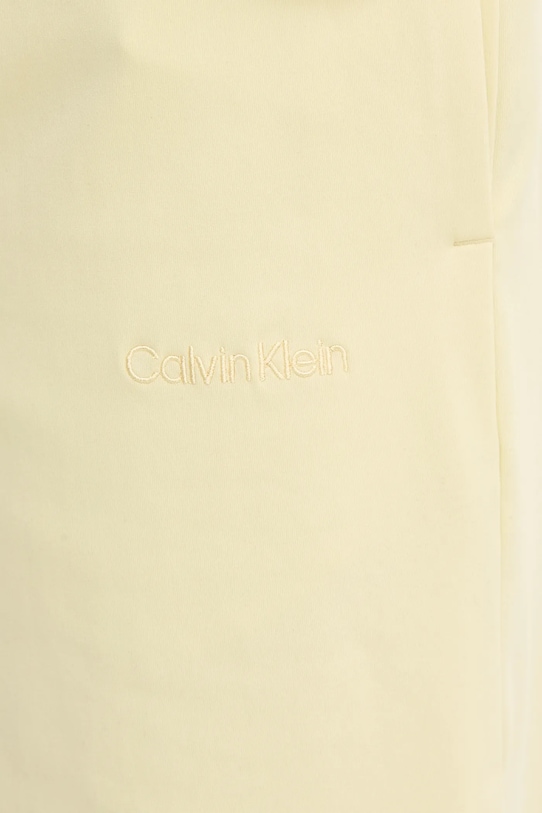 Шорти для тренувань Calvin Klein Performance жовтий LVGMS5S850