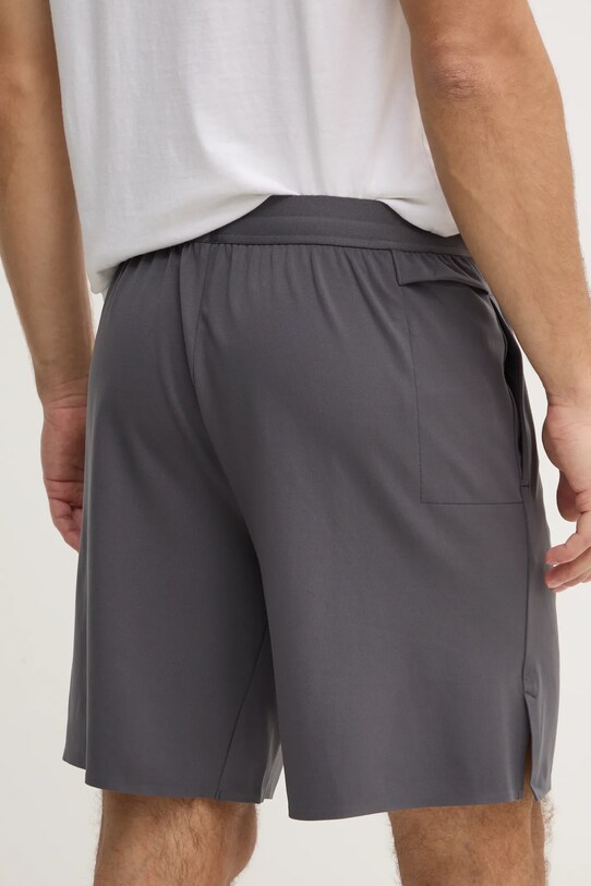 Одяг Шорти для тренувань Calvin Klein Performance LVGMS5S850 сірий
