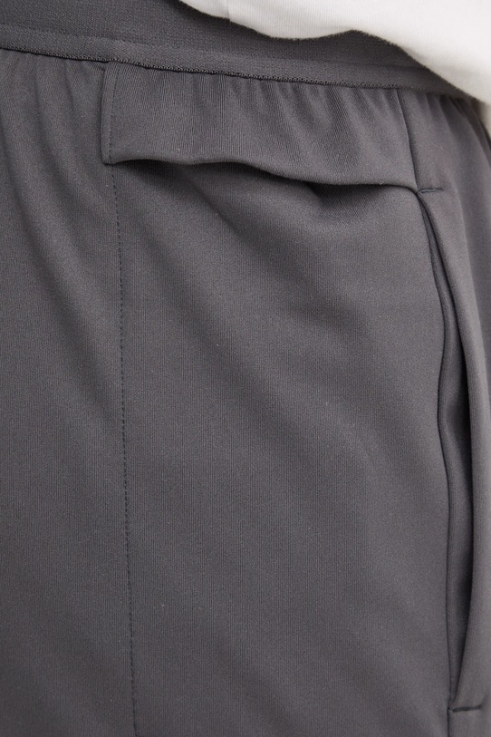 Calvin Klein Performance pantaloni scurți de antrenament gri LVGMS5S850