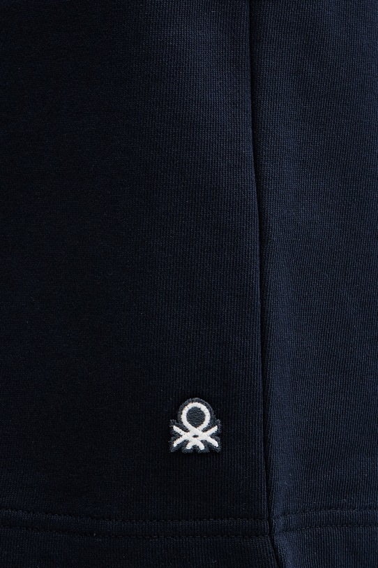 United Colors of Benetton szorty dresowe męskie bawełniane granatowy 342ZU900X