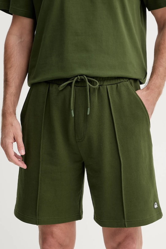 Bombažne kratke hlače United Colors of Benetton Pletenina zelena 342ZU900X