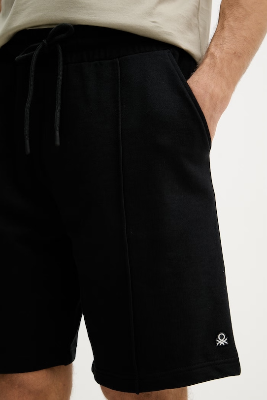 United Colors of Benetton szorty dresowe męskie bawełniane czarny 342ZU900X