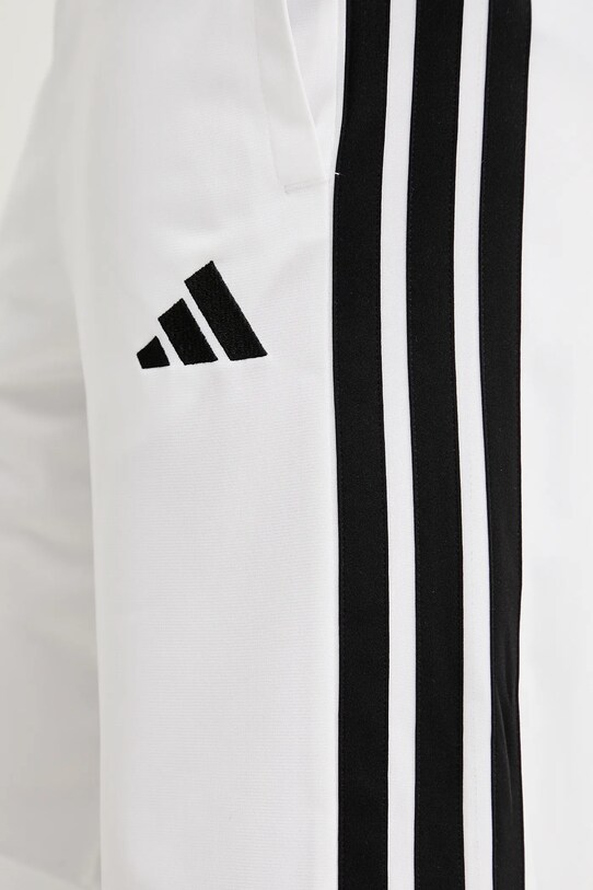 Шорты adidas белый JN6488