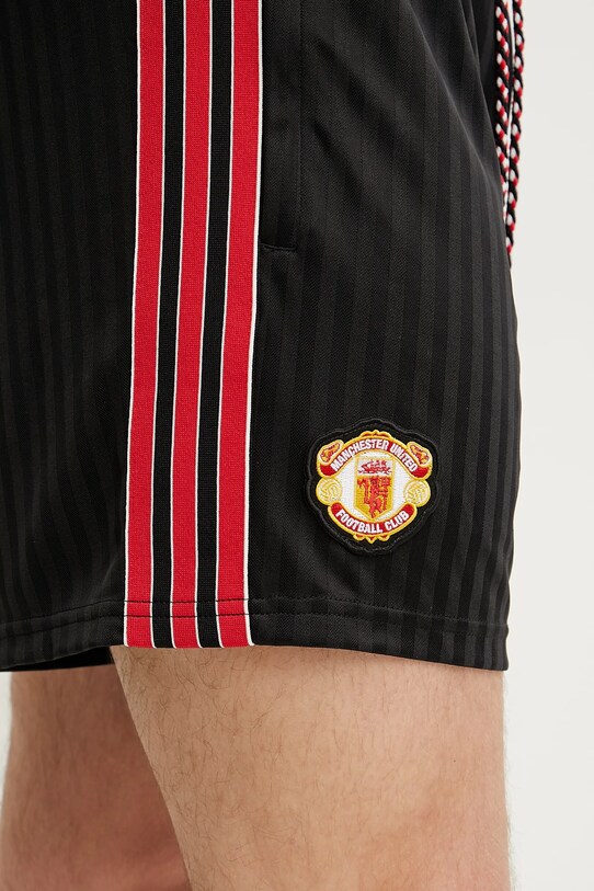 adidas Originals pantaloni scurti Manchester United ICON negru JF0356