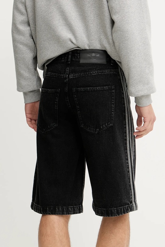 Одяг Джинсові шорти adidas Originals Firebird JC6719 чорний