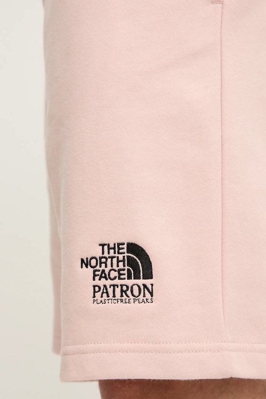 Bombažne kratke hlače The North Face Mountain Cleanup oranžna NF0A8C2XLK61