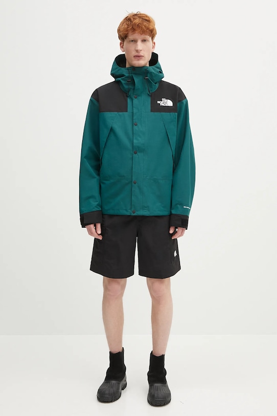 Къс панталон The North Face TNF X NSE NF0A8BJMJK31 черен