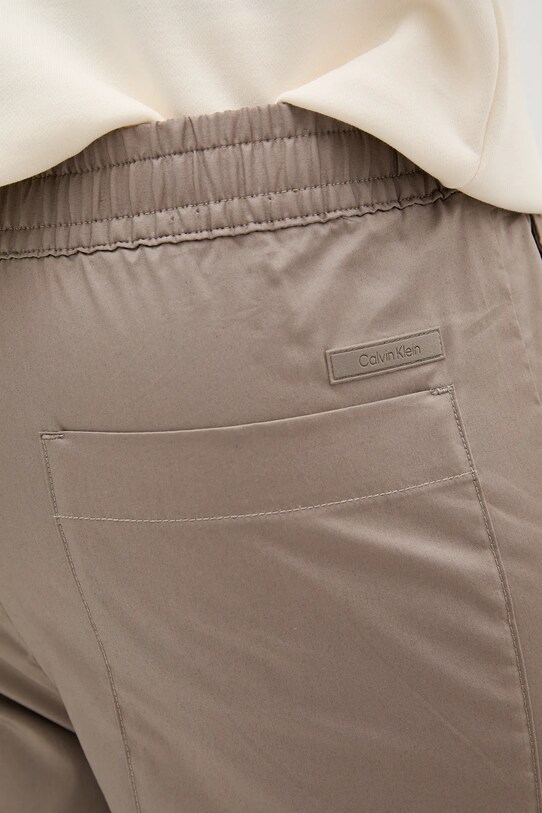 Calvin Klein pantaloni scurți bej K10K114064