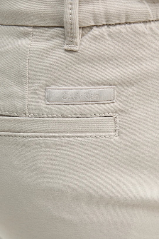 Calvin Klein szorty beżowy K10K114068