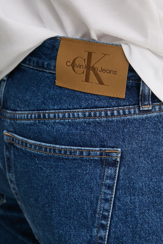 Calvin Klein Jeans szorty jeansowe granatowy J30J327192