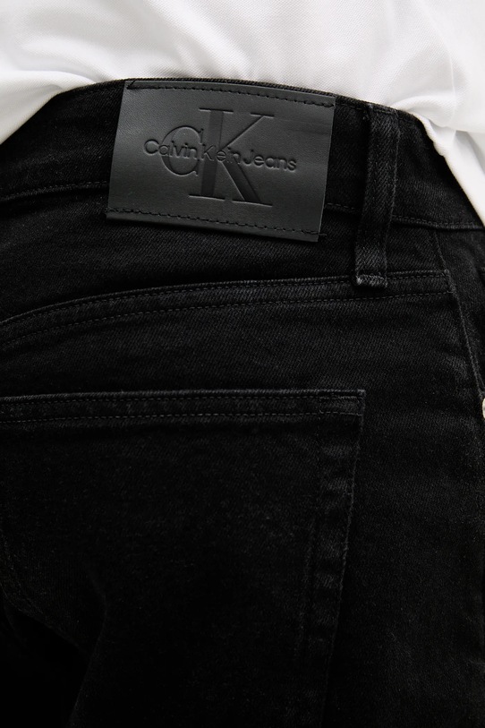 Calvin Klein Jeans farmer rövidnadrág fekete J30J327195