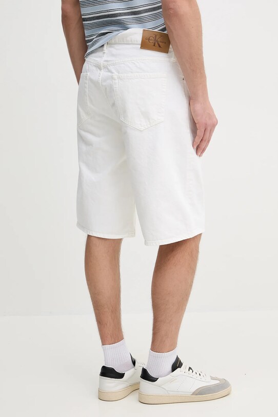 Odzież Calvin Klein Jeans szorty jeansowe J30J327224 biały