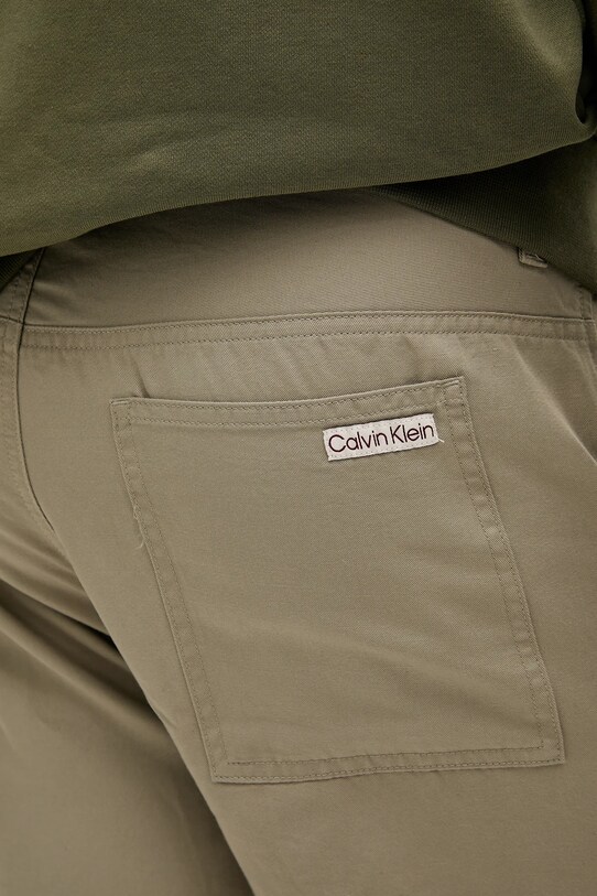 Šortky s prímesou ľanu Calvin Klein Jeans béžová J30J327303