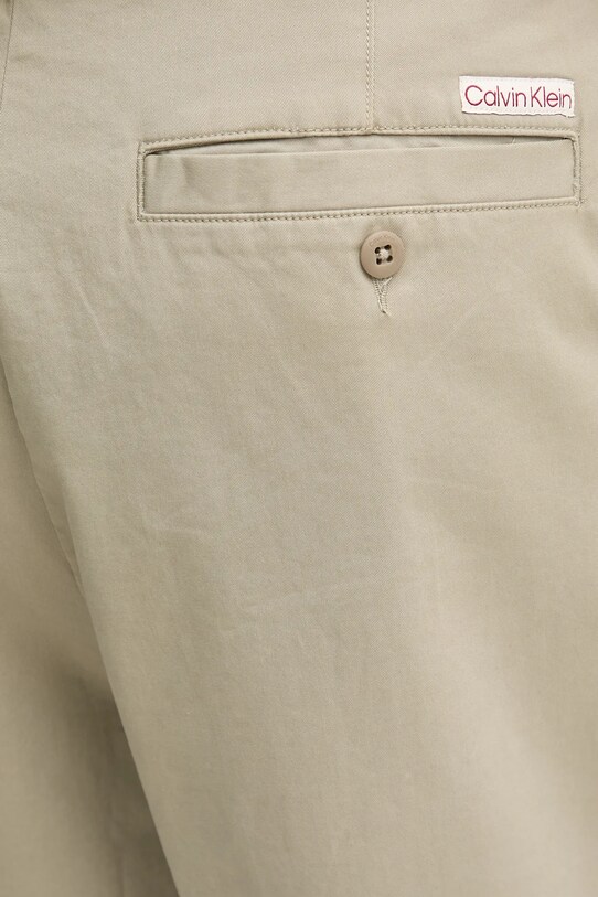Šortky Calvin Klein Jeans zelená J30J327304
