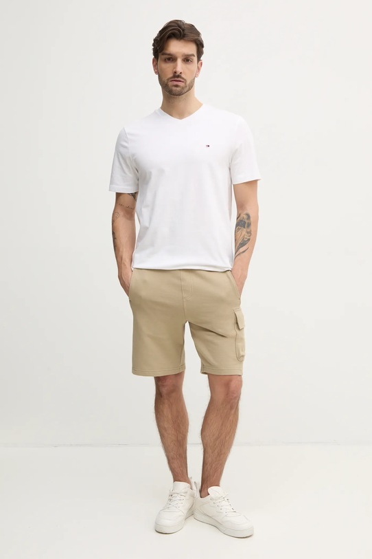 Bavlnené šortky Calvin Klein Jeans J30J327284 zelená SS25