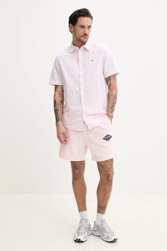 Tommy Jeans pantaloni scurti din bumbac DM0DM20936 roz SS25