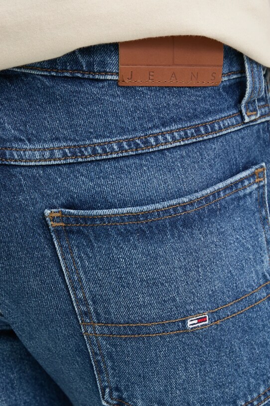 Дънков къс панталон Tommy Jeans син DM0DM20943