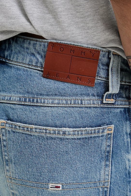 Džínové šortky Tommy Jeans modrá DM0DM21331