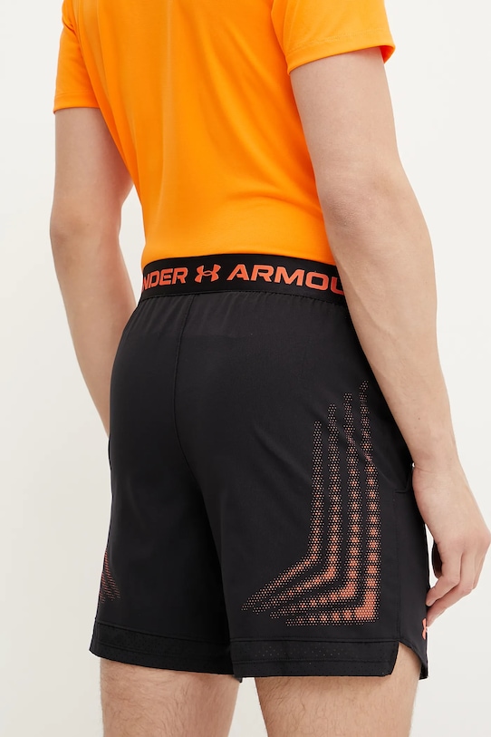 Odzież Under Armour szorty treningowe Vanish 1390054 czarny