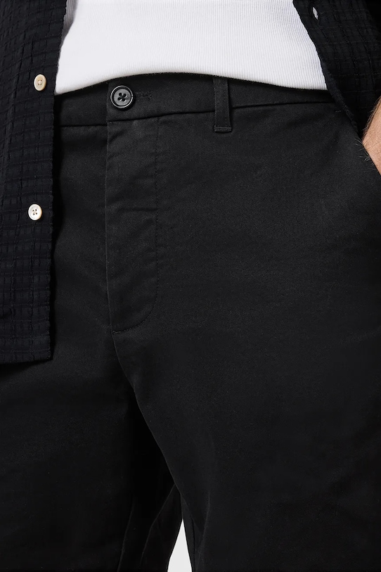Îmbrăcăminte AllSaints pantaloni scurti NEIVA M037TC negru