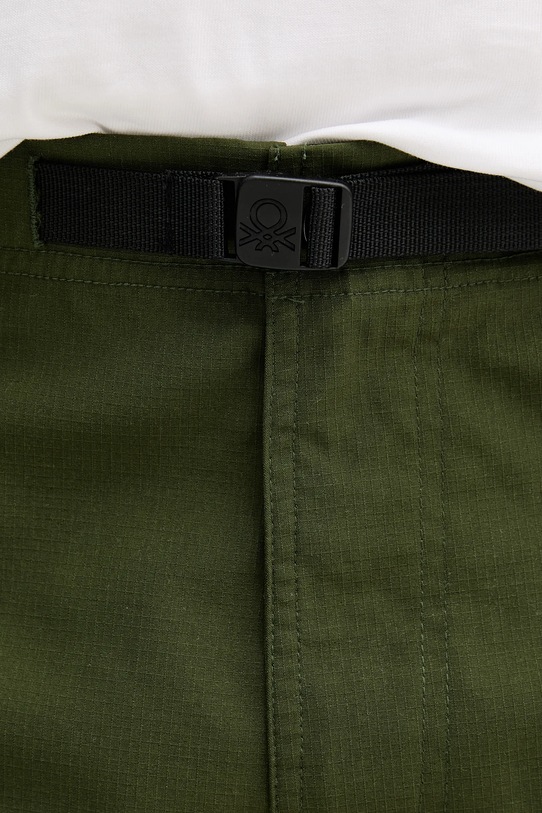United Colors of Benetton pantaloni scurți verde 4HKQU9012