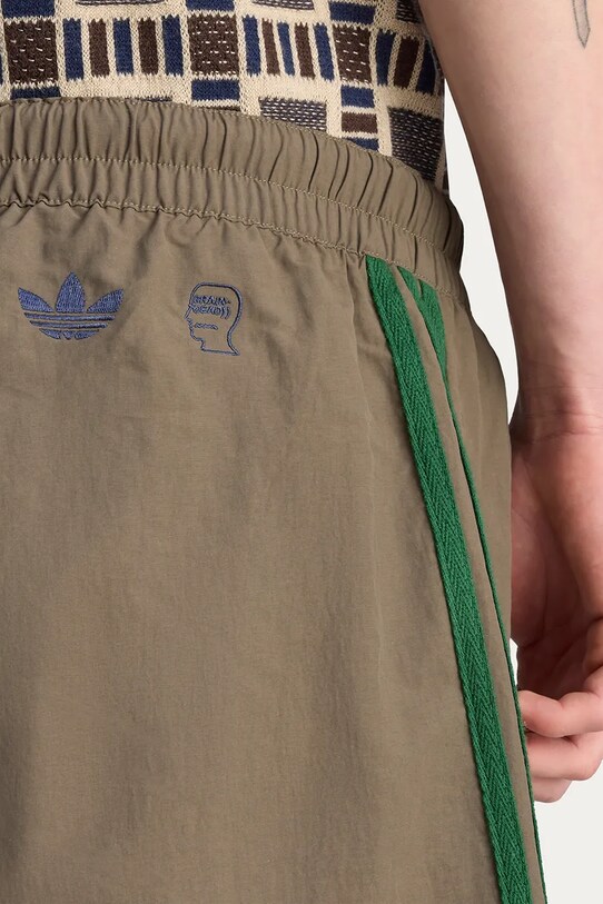 adidas Originals szorty Braindead Short Braindead brązowy JN7149