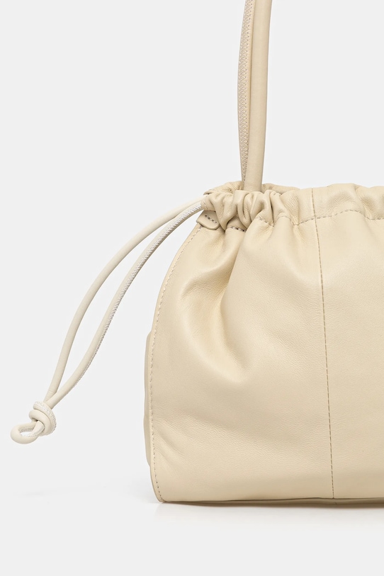 Аксессуары Кожаная сумочка Patrizia Pepe 8B0251.L147 бежевый