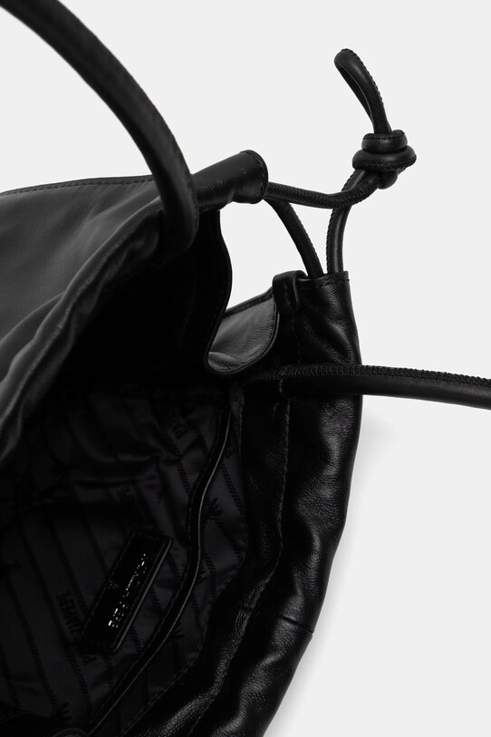 Usnjena torbica Patrizia Pepe 8B0251.L147 črna