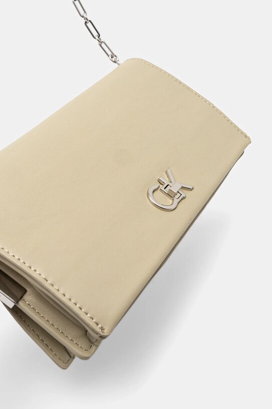 Сумочка Calvin Klein бежевый K60K612806