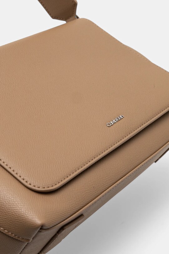Kabelka Calvin Klein béžová K60K613085