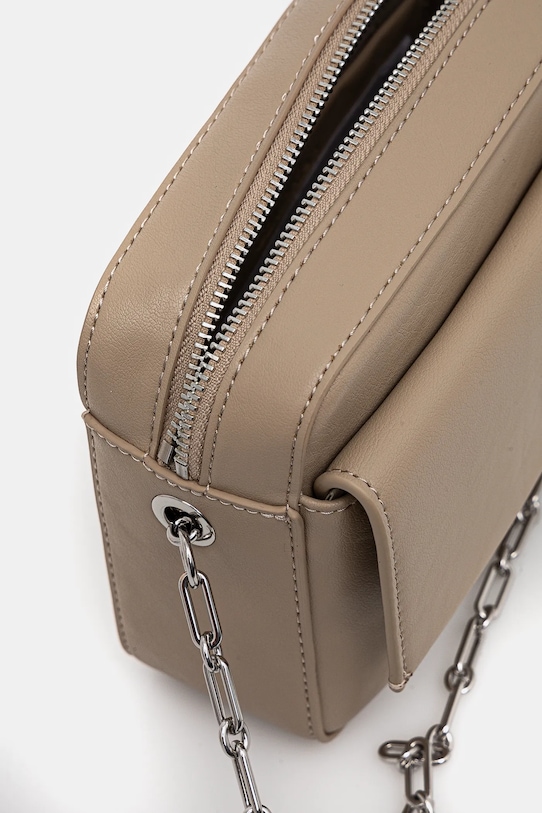 Kabelka Calvin Klein K60K613089 béžová