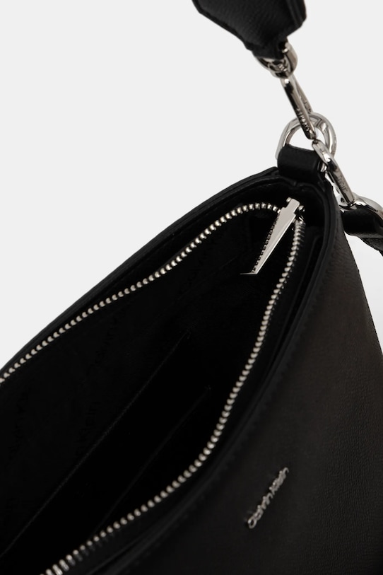 Чанта Calvin Klein K60K613129 черен