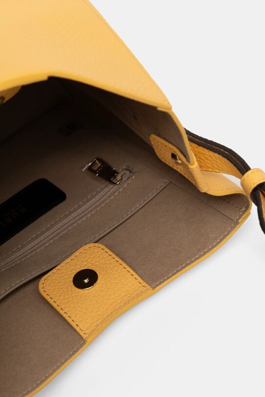 Kožená kabelka Furla WB01373.HSF000.CRE00 žlutá