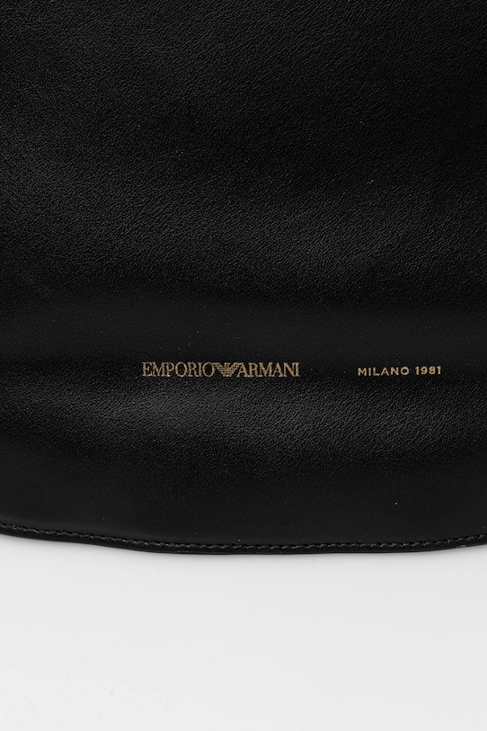 Шкіряна сумочка Emporio Armani чорний EW001947.AF13383