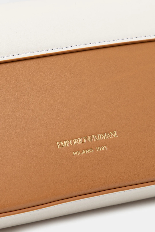 Кожена чанта Emporio Armani бежов EW001208.AF13352