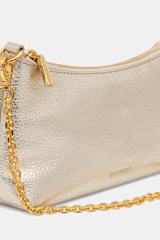 Kožená kabelka Coccinelle zlatá E5.QH0.55.01.01