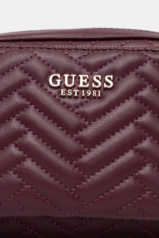 Kabelka Guess ANNING burgundské HWQG95.08140