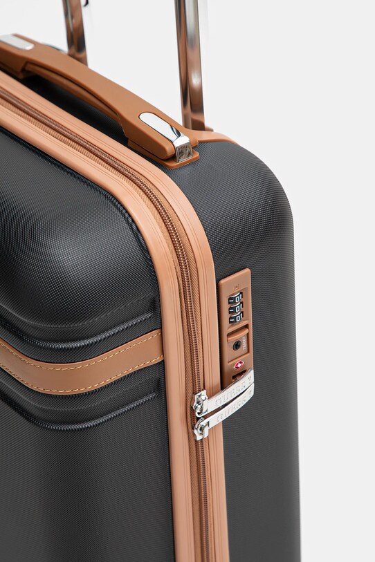 Kufor Guess HARDWICKE 76x36x33 cm čierna TWH926.29830
