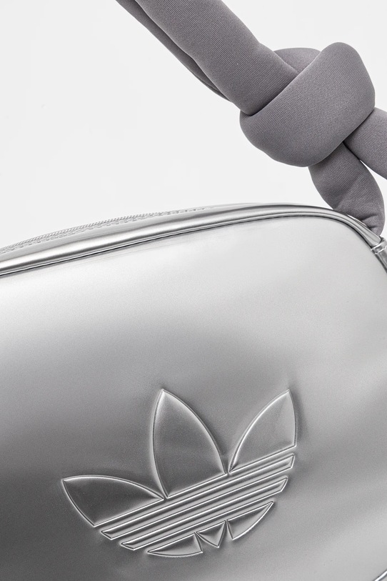 Kabelka adidas Originals AIRLINER strieborná JC6016