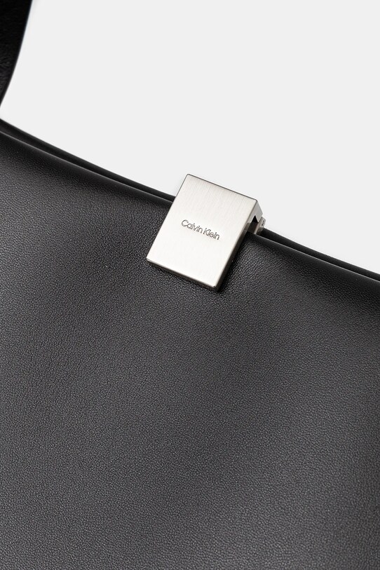 Шкіряна сумочка Calvin Klein чорний K60K612988