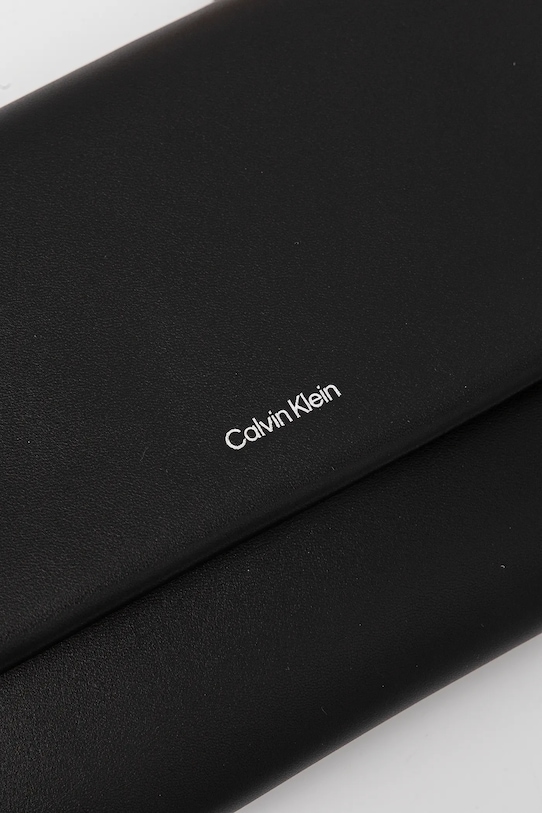 Τσάντα Calvin Klein μαύρο K60K613005