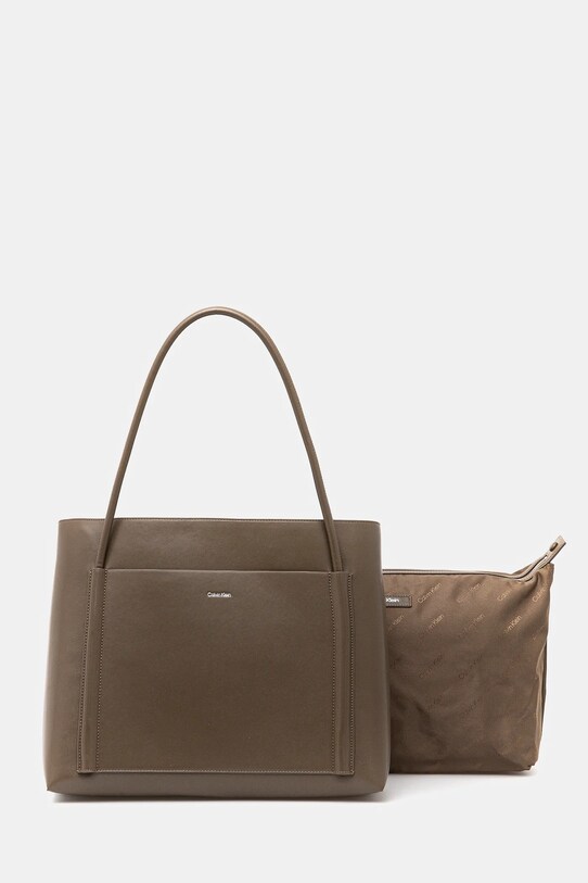 Сумочка Calvin Klein вміщує А4 коричневий K60K613109