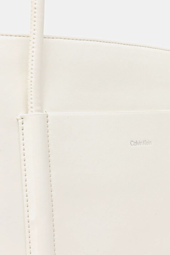 Сумочка Calvin Klein бежевий K60K613110